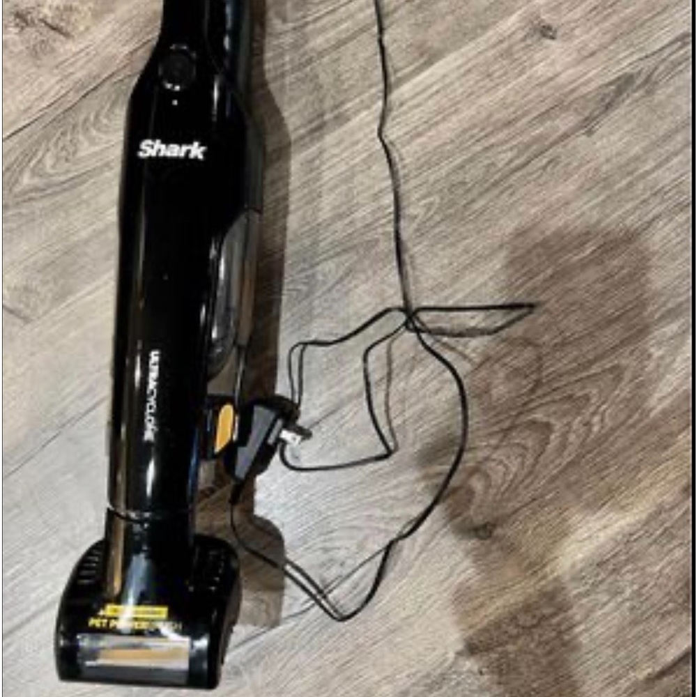 Shark Cordless Vacuum